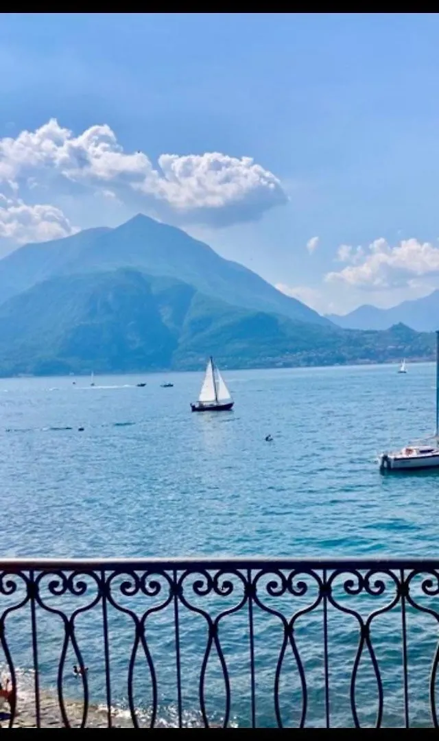 Varenna Caffe Apartment 0*,
